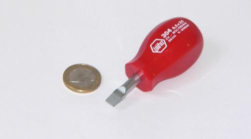 Wiha 304 Schlitz-Schraubendreher mit Vierkantgriff SC4x25 