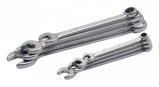 Combination Spanner Sets, metric 