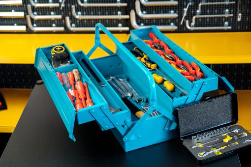 Cantilever Tool Box plus Tool Assortment 