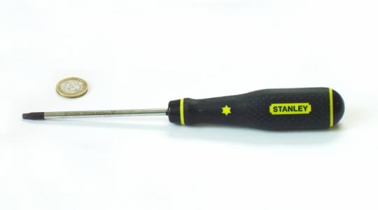 STANLEY DynaGrip 67-070 TORX-Schraubendreher mit Bohrung 20x100 