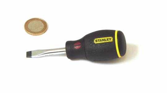 STANLEY DynaGrip 67-032 Stubby-Schlitz-Schraubendreher 6,5x40 
